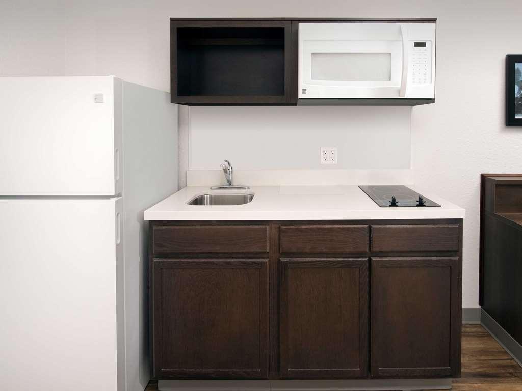 Extended America Select - Orlando - - Airport