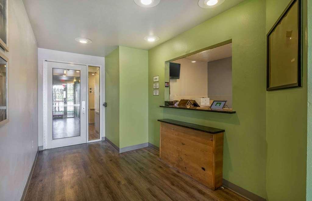 Extended America Select - Orlando - - Airport Hotel